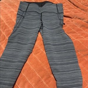 Cropped lululemon leggings